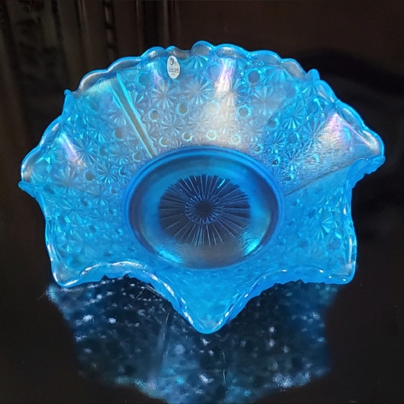 Fenton Daisy and Button 10 3/4" Irredescent Blue WOW Bowl - Picture 16 of 16